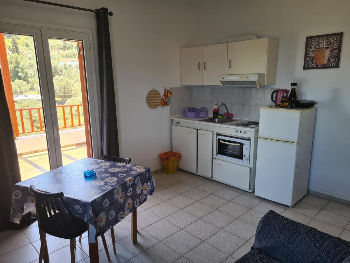 Spitikariotiko Panoramic Home Raches  ภายนอก รูปภาพ