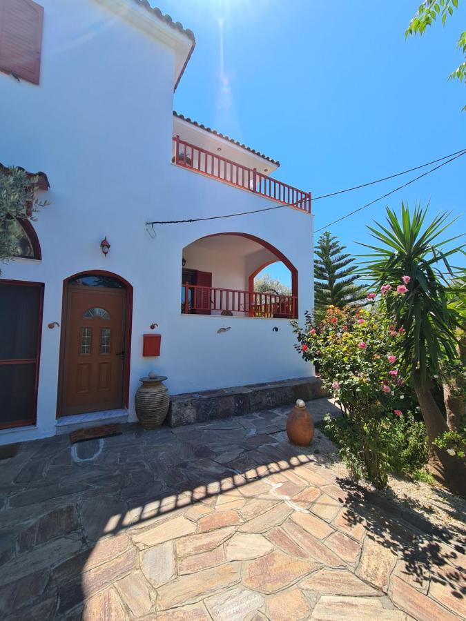 Spitikariotiko Panoramic Home Raches  ภายนอก รูปภาพ