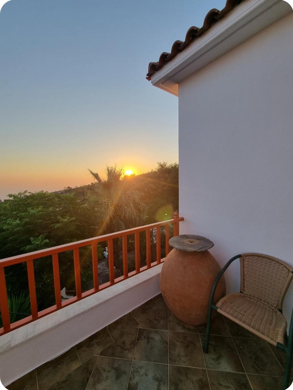 Spitikariotiko Panoramic Home Raches  ภายนอก รูปภาพ