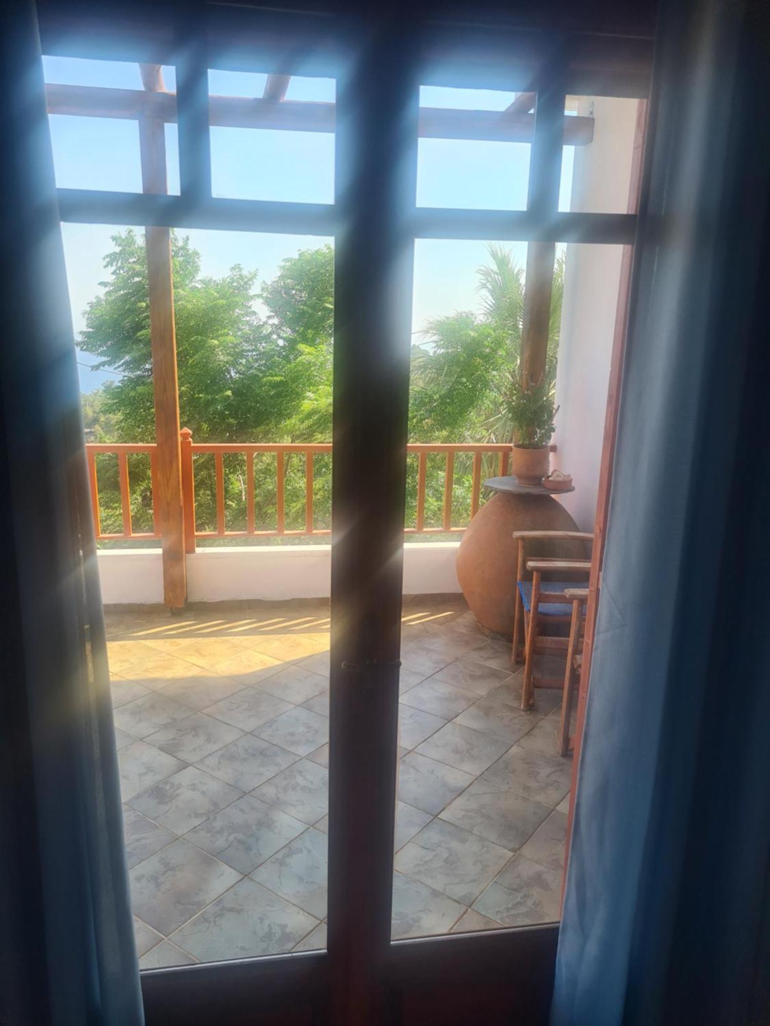 Spitikariotiko Panoramic Home Raches  ภายนอก รูปภาพ